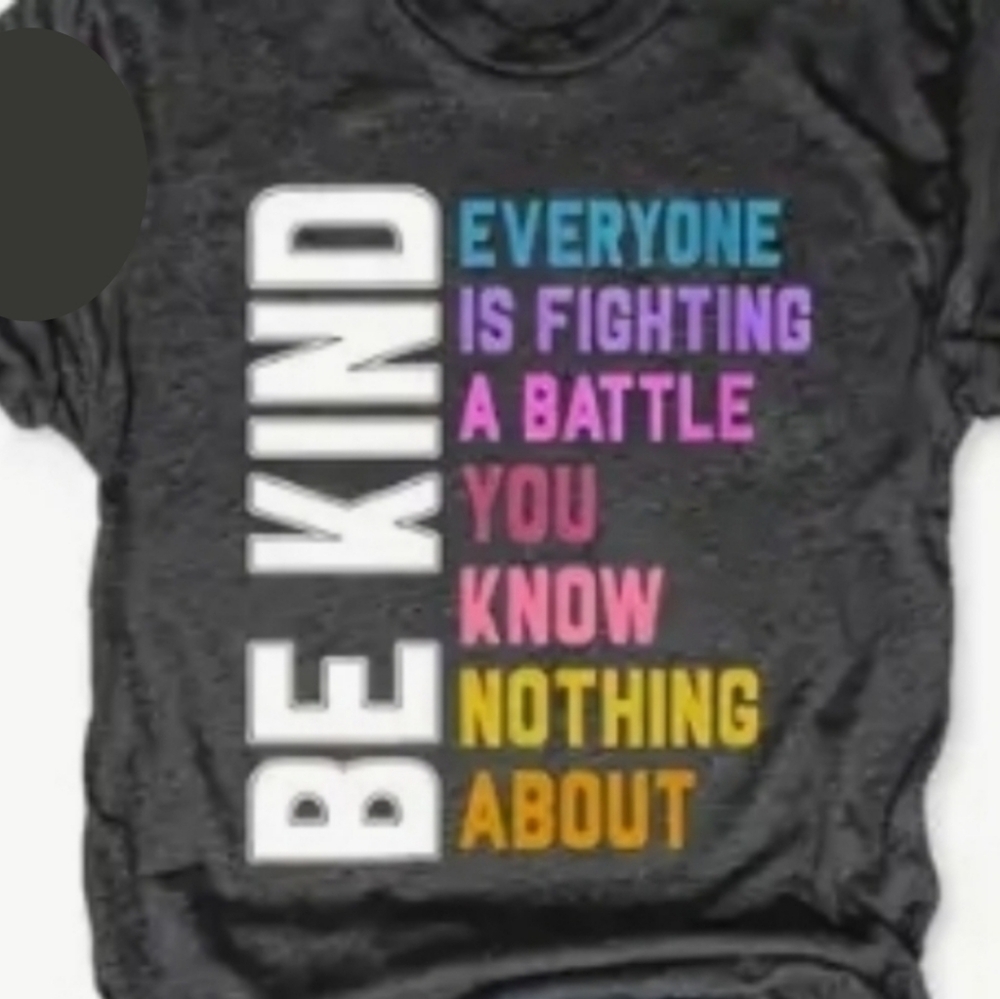 BE KIND. GRAPHIC TSHIRT TEE. SIZES AVAILABLE - Picture 1 of 6